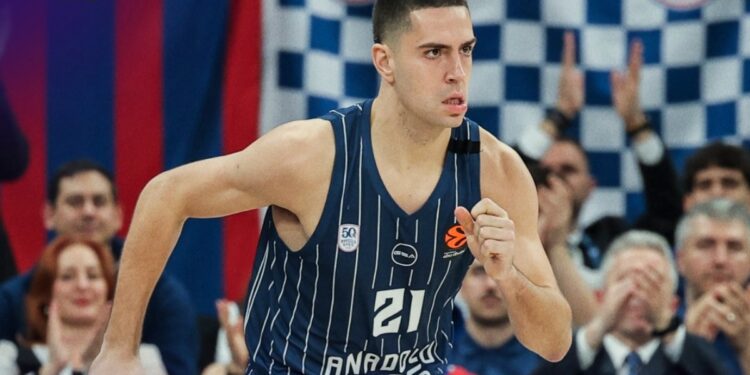 Η βελτιωμένη Αναντολού Εφές συνέτριψε την Βίρτους Μπολόνια - www.ertsports.gr