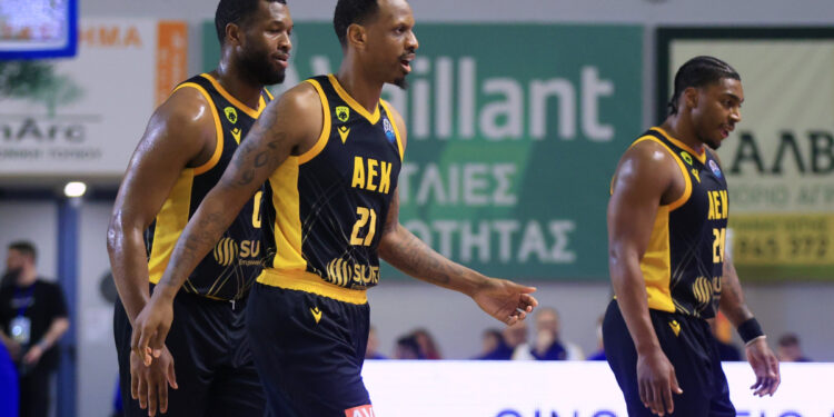 Πέρασε από την Καρδίτσα και αγκαλιάζει την πρωτιά η ΑΕΚ - www.ertsports.gr