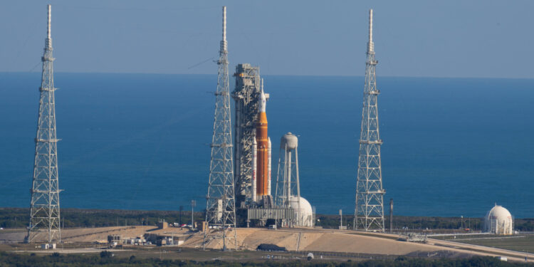 NASA: Αναβάλλεται εκ νέου η εκτόξευση πυραύλου με αστροναύτες στη Σελήνη