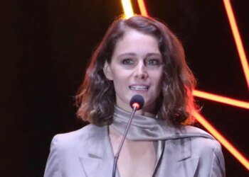 «Έπεσα θύμα βιασμού δύο φορές στην εφηβεία»