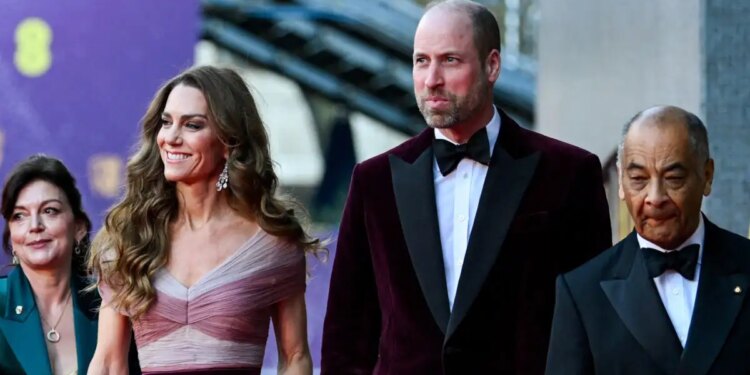 BAFTA: Πρίγκιπας Γουίλιαμ και Κέιτ Μίντελτον έλαμψαν στο κόκκινο χαλί