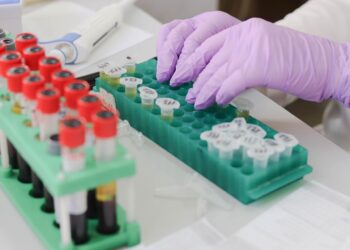 Επιστήμονες αναπτύσσουν καθολικό εμβόλιο που προστατεύει από ιούς, βακτήρια και αλλεργίες