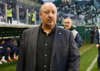 Μπενίτεθ: «Σημαντικό να βάλουμε όλες μας τις δυνάμεις στον αγώνα με την ΑΕΛ» - www.ertsports.gr