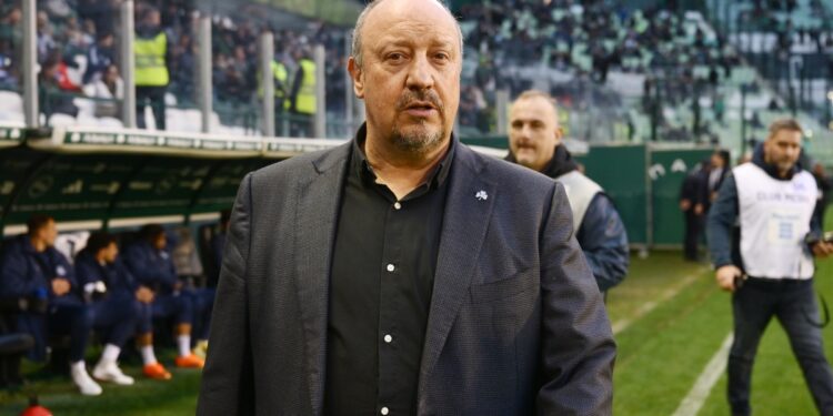 Μπενίτεθ: «Σημαντικό να βάλουμε όλες μας τις δυνάμεις στον αγώνα με την ΑΕΛ» - www.ertsports.gr