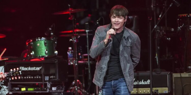 Πέθανε ο frontman των 3 Doors Down, Μπραντ Άρνολντ σε ηλικία 47 ετών - Έδινε «μάχη» με τον καρκίνο των νεφρών