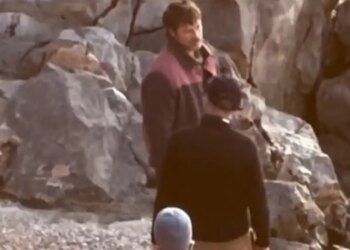 Ο Μπραντ Πιτ για πρώτη φορά σε σετ των γυρισμάτων της νέας του ταινίας στην Ύδρα