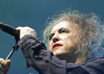 Οι Cure κέρδισαν για πρώτη φορά στην καριέρα τους βραβεία για το άλμπουμ «Songs Of A Lost World»
