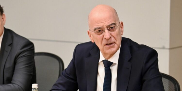 Σειρά επαφών πραγματοποίησε ο Νίκος Δένδιας στην Ινδία – Συμμετείχε και στο “The India – EU Forum”