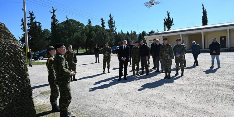 Ν. Δένδιας: Να πάμε από τη «θητεία-παρωδία» στη θητεία με ουσία – Έχουμε απειλή 10 φορές μεγαλύτερή μας
