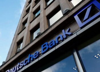 Αποκάλυψη FT: Το παρασκήνιο της συνεργασίας Deutsche Bank και Επστάιν, ήταν «Key Client» της από το 2013-2019