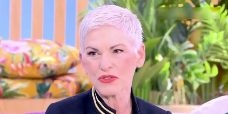 «Στην εγκυμοσύνη μου δεν έτρωγα τίποτα, μόνο μαρούλια και αστακούς, τότε είχαμε λεφτά»