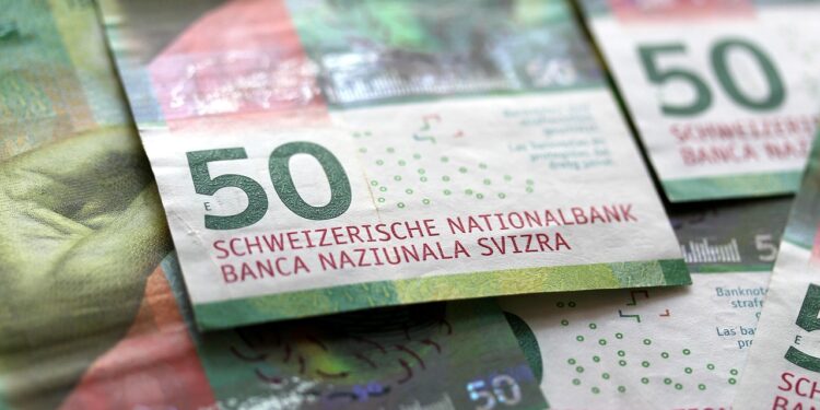 Άνοιξε η πλατφόρμα για τις αιτήσεις ρύθμισης των δανείων σε ελβετικό φράγκο – Προβλέπεται κούρεμα έως και 50%
