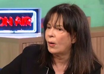«Όταν έφυγα για το Άμστερνταμ, οι γονείς μου έβαλαν την Ιντερπόλ να με ψάξει»