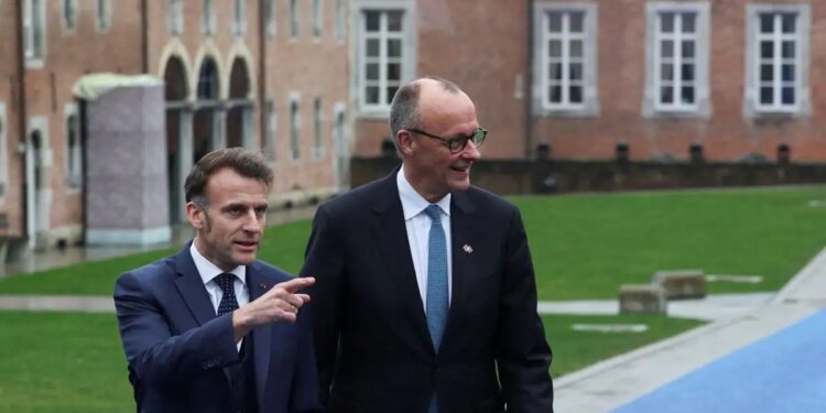 Bloomberg: Η Ευρώπη ξανασκέφτεται τα πυρηνικά στην εποχή της αβεβαιότητας του Τραμπ