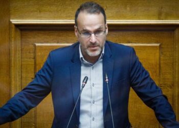 Γ. Γκιόκας (ΚΚΕ) στο ΕΡΤnews Radio 105,8 για Συνταγματική αναθεώρηση: Προβληματική και επικίνδυνη ως προς την άρση της μονιμότητας των δημοσίων υπαλλήλων