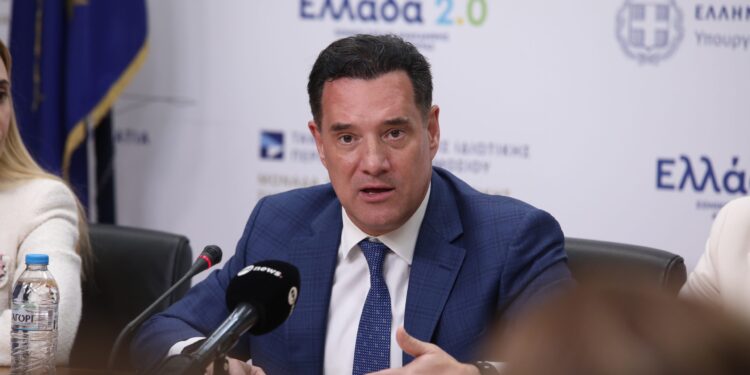 Γεωργιάδης: Ακτιβιστές ζήτησαν να συναντήσουν τραυματισμένα παιδιά από το δυστύχημα στη Χίο και αρνηθήκαμε – Τα νοσοκομεία δεν είναι χώροι πολιτικού σόου