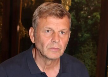 «Ήταν μεγάλη μ@@@α αυτό που είπα για τον Χριστόφορο Παπακαλιάτη και ζητώ συγγνώμη»