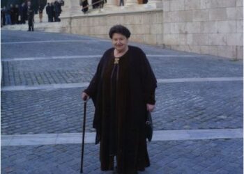 Πέθανε η κορυφαία σκηνογράφος και ενδυματολόγος Ιωάννα Παπαντωνίου