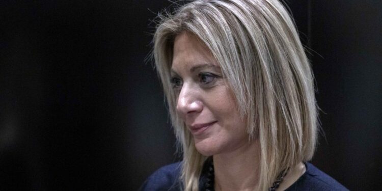 Καρυστιανού: Καλώ ξανά τον πρωθυπουργό να ενημερώσει για την ατζέντα της συνάντησης με τον Ερντογάν