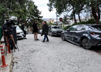 Ποινική δίωξη για δύο πλημμελήματα στην 36χρονη τραγουδίστρια που παρέσυρε οχήματα στο Κολωνάκι
