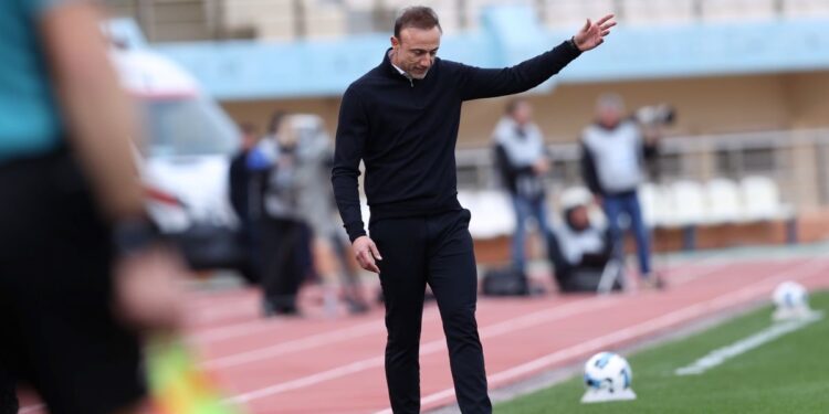 Κόντης: «Δεν πήγε τίποτα καλά στο παιχνίδι, η ευθύνη είναι δική μου και των παικτών» - www.ertsports.gr