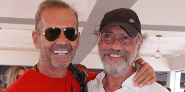 Γνώρισα τον Πέτρο Κωστόπουλο ως εραστή της γυναίκας μου