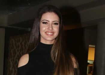 Δεν έχω φανταστεί τον εαυτό μου να τραγουδάει στα μπουζούκια, δεν αντιπροσωπεύω αυτό το κοινό