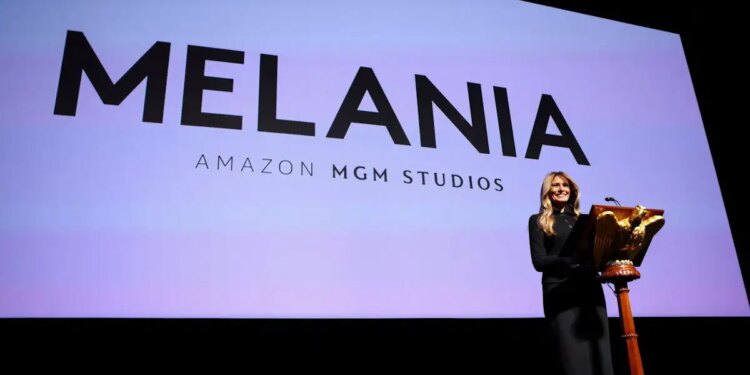 «Melania»: Ο σκηνοθέτης και συνθέτης της ταινίας «Phantom Thread» ζητούν να αφαιρεθεί η μουσική τους από το ντοκιμαντέρ της Μελάνια Τραμπ