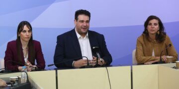 ΥΠΕΣ: Νέο μνημόνιο με την Google για εκπαίδευση στην Τεχνητή Νοημοσύνη - ertnews.gr