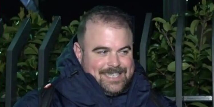 «Ζήτησα τη βοήθεια ψυχολόγου για να διαχειριστώ τον εθισμό μου στο φαγητό»