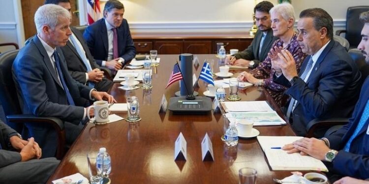 Ουάσινγκτον: Στην Διατλαντική Σύνοδο για την Ασφάλεια Φυσικού Αερίου ο Σταύρος Παπασταύρου