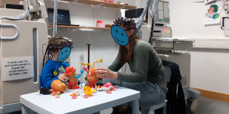 Επιστήμονες ανακάλυψαν κάτι εκπληκτικό για τη σύνδεση των εγκεφάλων μητέρας – παιδιού