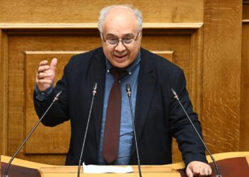 Το ΠΑΣΟΚ διέγραψε τον Παναγιώτη Παρασκευαΐδη από την Κοινοβουλευτική Ομάδα