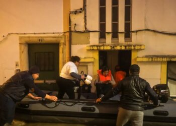 Κακοκαιρία χτυπά Ισπανία και Πορτογαλία: Ένας άνδρας νεκρός, αγνοείται κορίτσι που παρασύρθηκε από ποτάμι