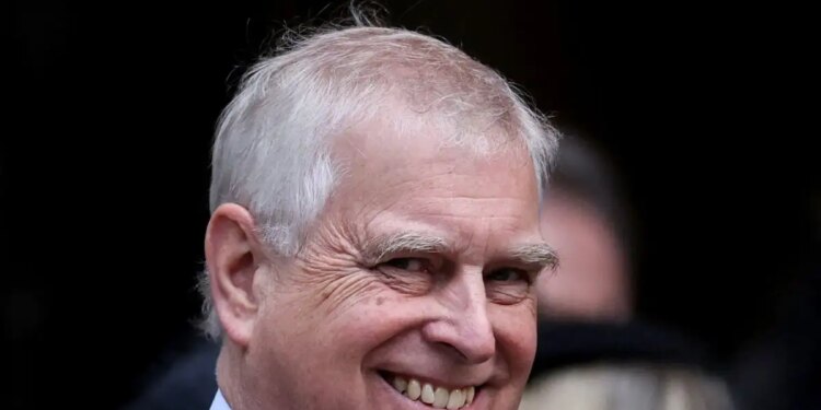 Νέα κατηγορία κατά του Άντριου: Παρακολούθησε τον βασανισμό ανήλικης με ηλεκτροσόκ από την Γκισλέιν Μάξγουελ