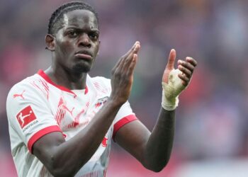 Στο στόχαστρο της Άρσεναλ ο Λουκεμπά - www.ertsports.gr