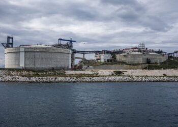 Ενεργειακός κόμβος η Ελλάδα για τις ΗΠΑ: Η ειδική αναφορά στη συνεργασία των δύο χωρών και τα εύσημα για τον Κάθετο Διάδρομο
