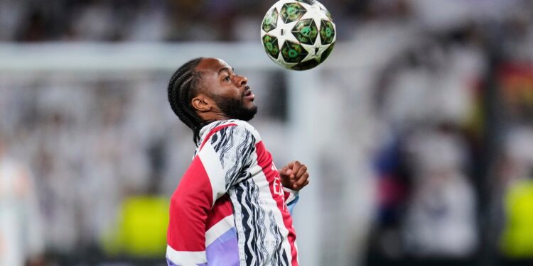 Κοντά σε συμφωνία με Στέρλινγκ η Νάπολι - www.ertsports.gr