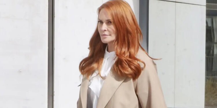 Το 2019 χώριζα, δεν ντυνόμουν αποκριάτικα