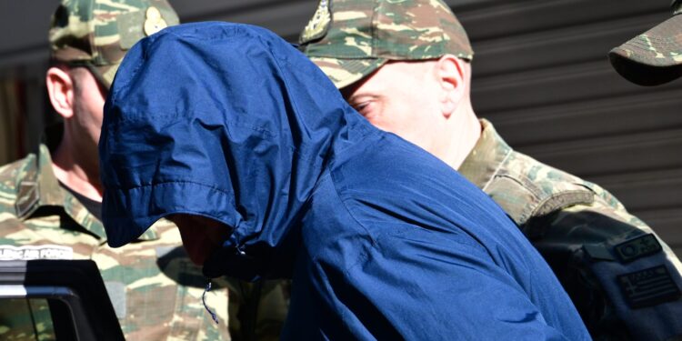 Αποκάλυψη ΕΡΤnews: Οι κωδικοί που έδωσε ο Κινέζος σύνδεσμος στον σμήναρχο σε ραντεβού στην Αθήνα - Στο επίκεντρο το crypto wallet - ertnews.gr