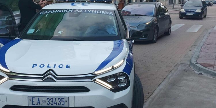 Διπλή δολοφονία στη Φοινικούντα: Ελεύθεροι χωρίς όρους οι δύο κατηγορούμενοι για υπόθαλψη εγκληματία – Ζητούν ξεχωριστή δίκη