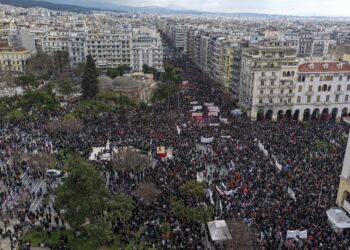 Μεγαλειώδεις συγκεντρώσεις για την 3η επέτειο από την τραγωδία των Τεμπών - ertnews.gr