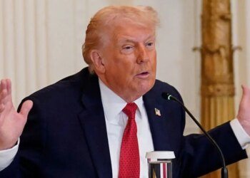 Τραμπ για την σύλληψη Άντριου: Πολύ λυπηρό και άσχημο για τη βασιλική οικογένεια