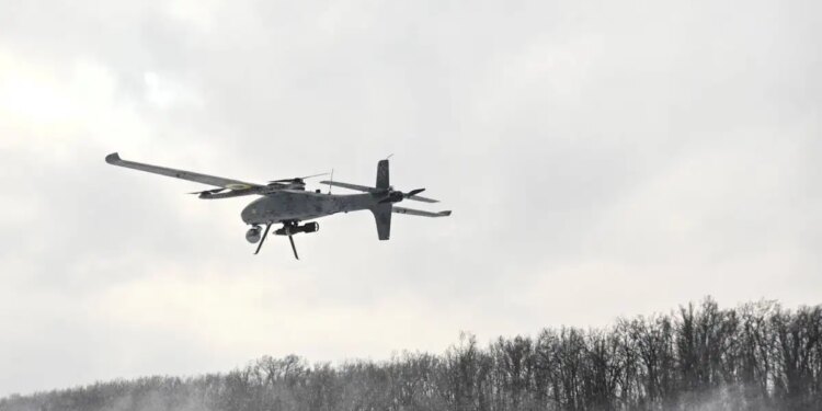 Ουκρανικά drones χτύπησαν στρατιωτικό εργοστάσιο, αποθήκες πετρελαίου και διοικητικά κέντρα στη Ρωσία