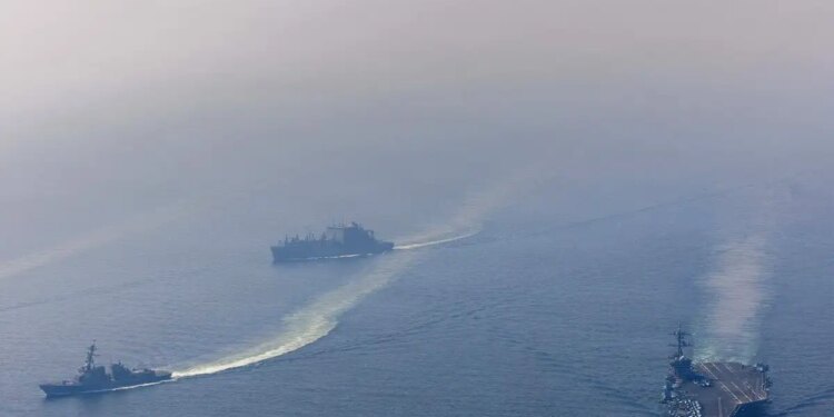 Οι ΗΠΑ «φορτώνουν» τη Μέση Ανατολή με ναυτικές και αεροπορικές δυνάμεις - «Το χέρι στη σκανδάλη» έχει ο Τραμπ