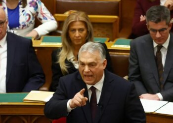 Όρμπαν κατά Ουκρανίας: Την κατηγορεί για δολιοφθορά και στέλνει στρατό στις ενεργειακές υποδομές