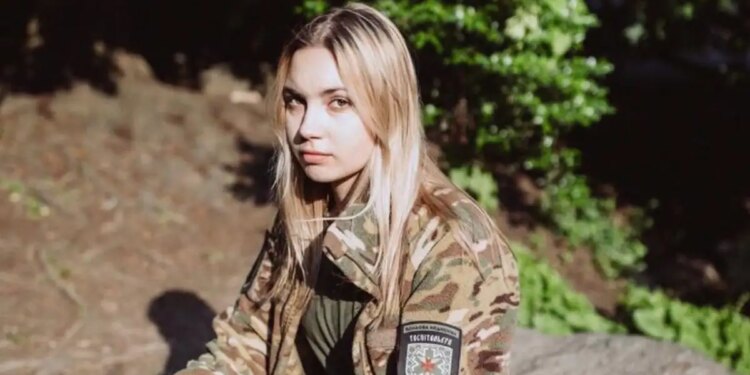 Η ιστορία της Βικτόρια Χοντσαρούκ: Η Ουκρανή που άφησε τη Wall Street για τον πόλεμο - «Αποφάσισα να αντισταθώ σε έναν νταή»