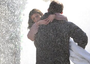 Η τεχνητή βροχή για την ταινία του Μπραντ Πιτ στην Ύδρα