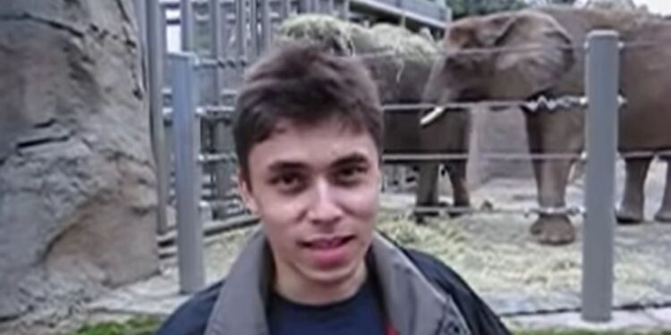 Το πρώτο βίντεο του YouTube στο Victoria and Albert Museum