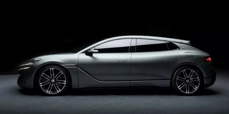 To Denza Z9GT της BYD φορτίζει σε 10 λεπτά και έρχεται στην Ευρώπη